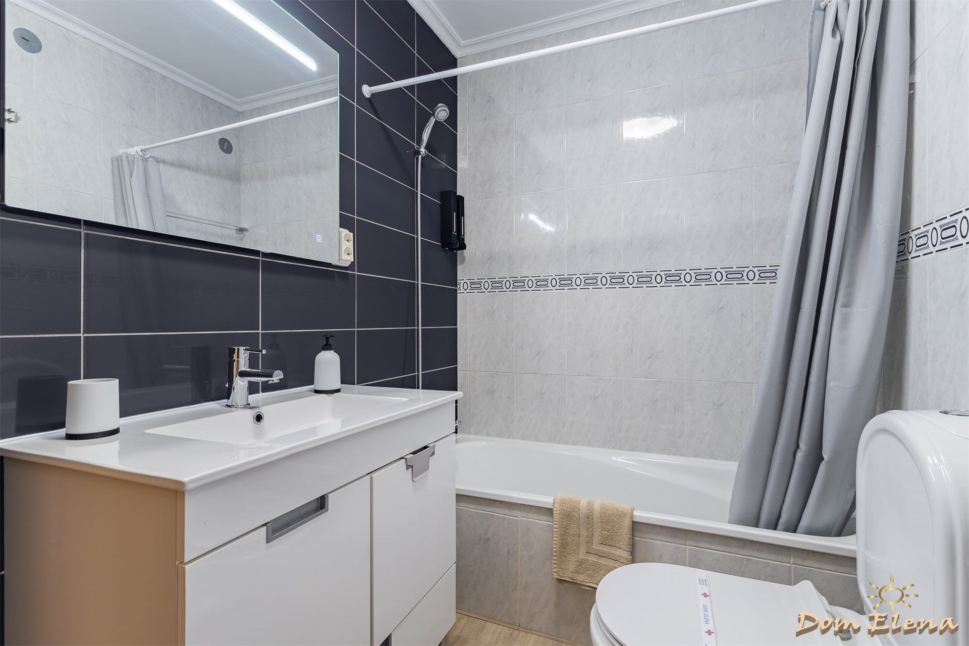 Bagno moderno appartamento Dom Elena Portogallo