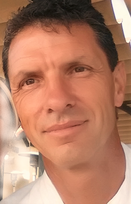 Roberto - Host di Dom Elena